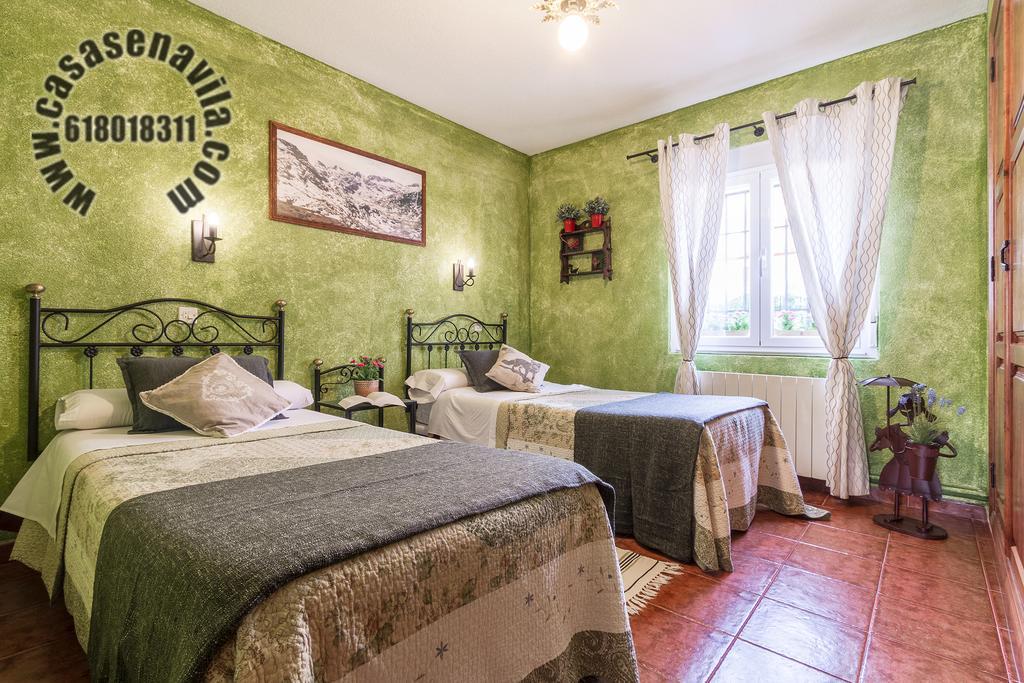 La Pasailla de Gredos Hostal Navacepeda de Tormes Exterior foto