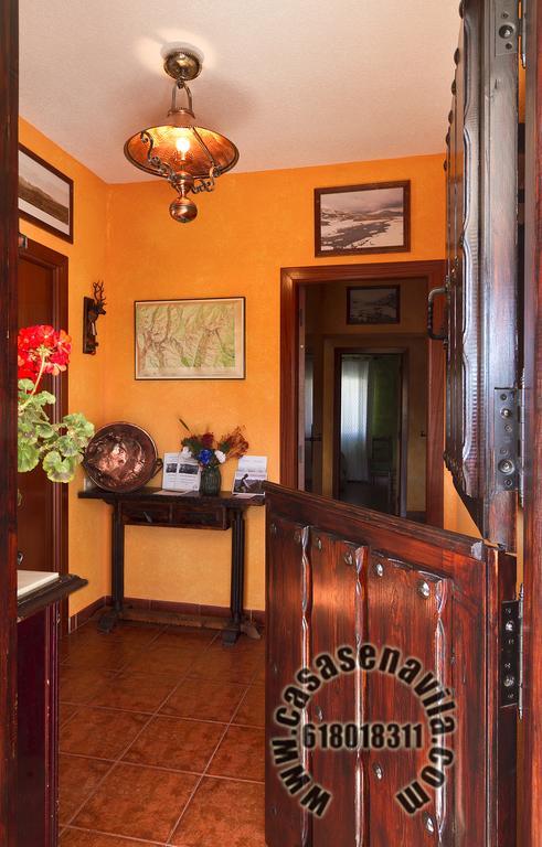 La Pasailla de Gredos Hostal Navacepeda de Tormes Exterior foto